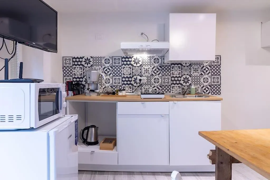 Ferrara Centro - Il Rifugio Di Debe Apartamento 0*,