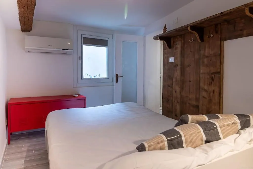 Ferrara Centro - Il Rifugio Di Debe Apartamento